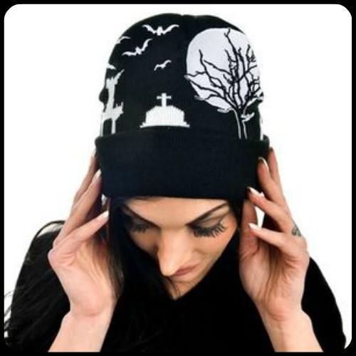 Eerie Cemetary Beanie - darkling.be