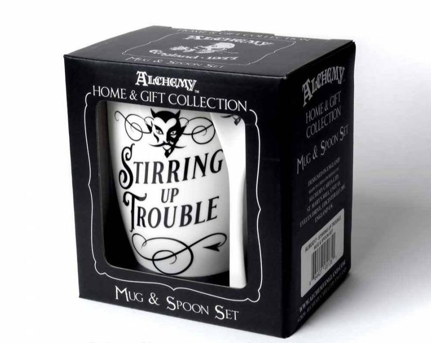 'Stirring up trouble' - mug and spoon set - darkling.be