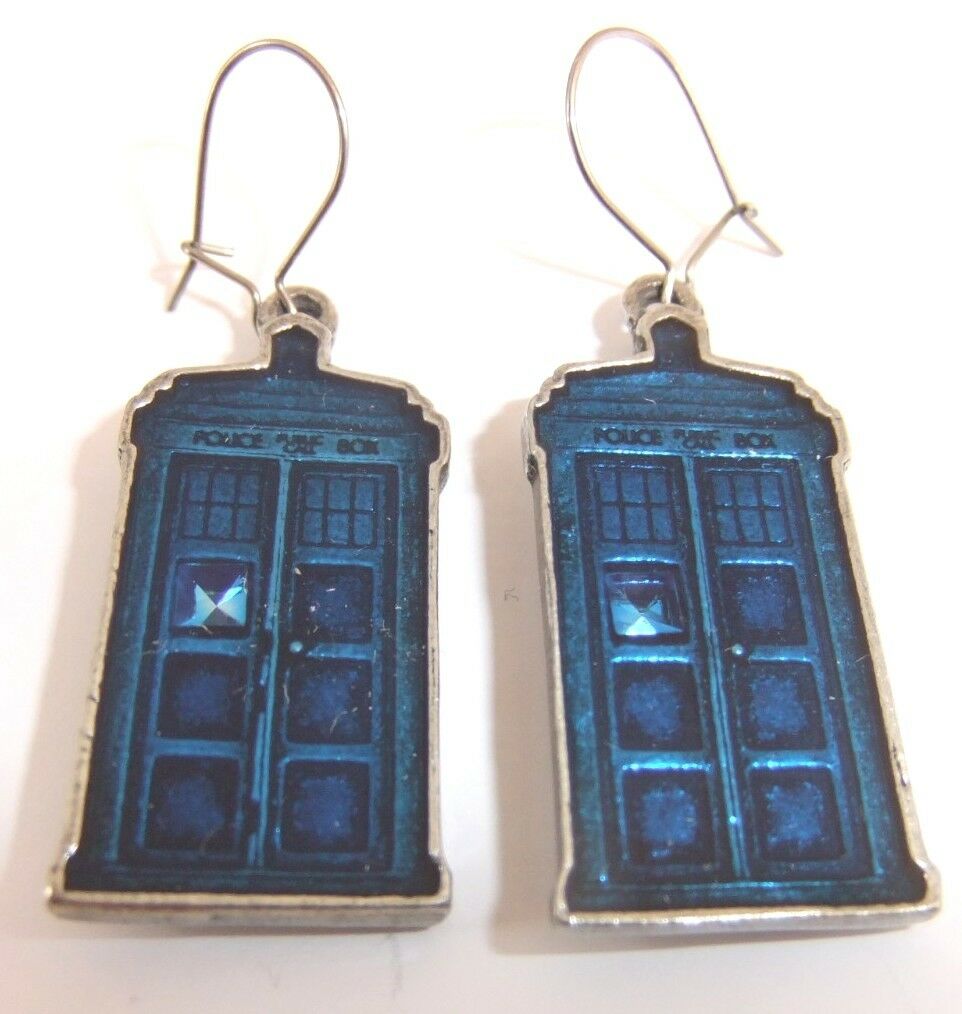 Doctor Who - Tardis Pewter Earrings - darkling.be