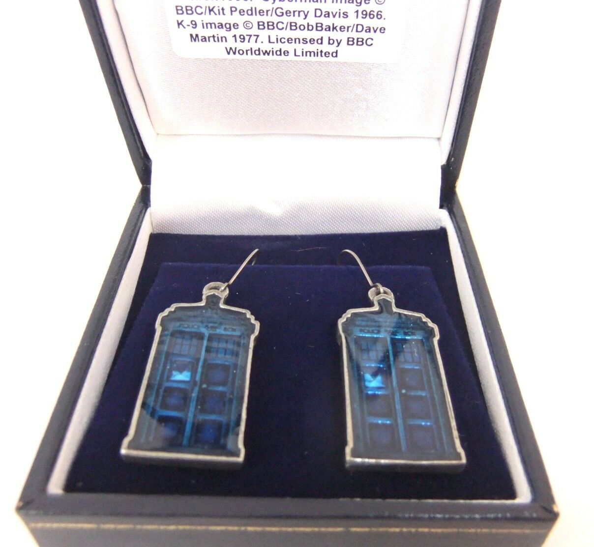 Doctor Who - Tardis Pewter Earrings - darkling.be